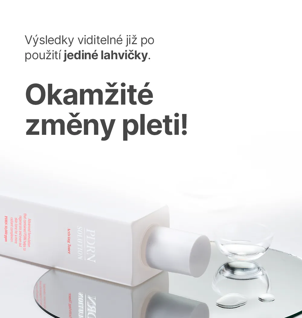 PDRN Aktivační tonikum s lososí DNA – lahvička na zrcadle